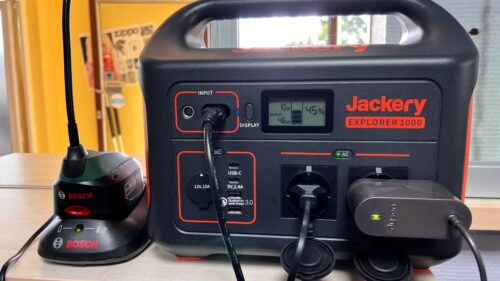 Jackery Tragbare Powerstation Explorer 1000 – 1002 Wh AKKU Solar Generator & Mobiler Stromspeicher mit 230V Steckdose + USB für Outdoor, Camping, Garten, Party, Heimwerken und als Notstromaggregat photo review